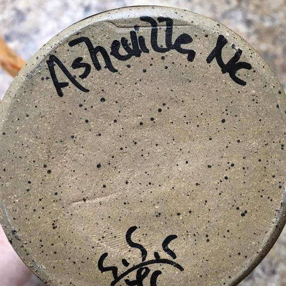 Handmade Pottery Vase - Picture 3 of 5